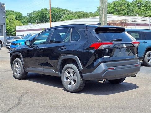 Used 2024 Toyota RAV4 XLE FWD image 2