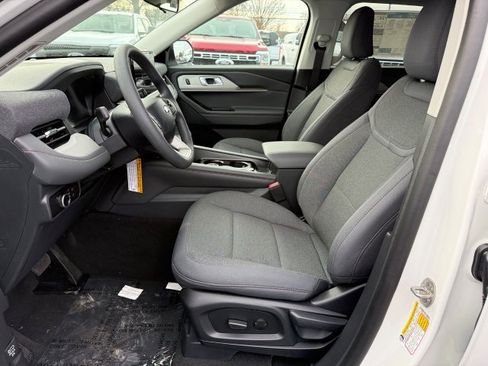 New 2026 Ford Explorer Active RWD image 13