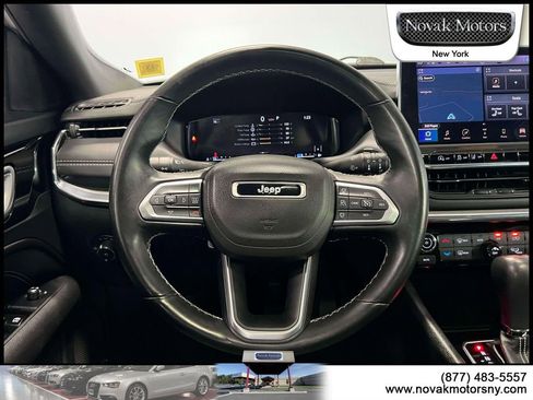 Used 2022 Jeep Compass High Altitude AWD/4WD image 16