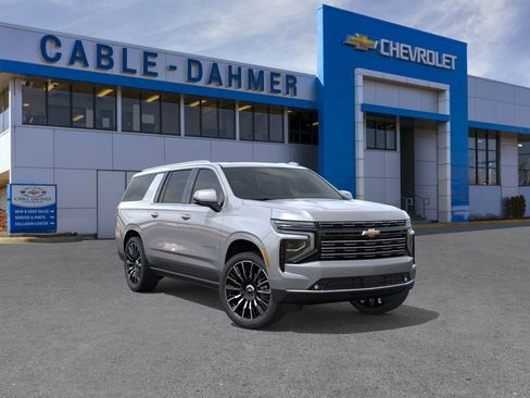 New 2026 Chevrolet Suburban High Country AWD/4WD image 30