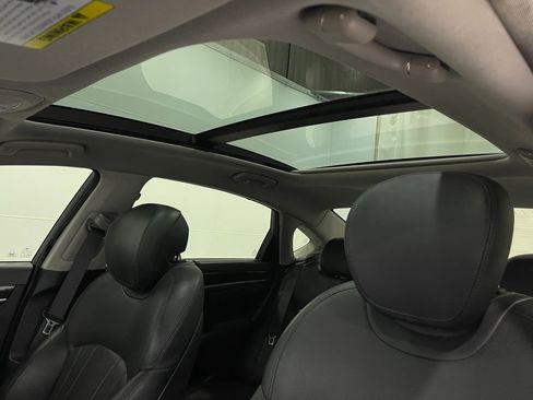 Used 2017 Genesis G80 3.8 w/ Option Group 02 image 11