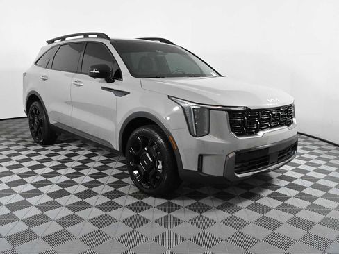 Certified 2024 Kia Sorento SX Prestige AWD/4WD image 1