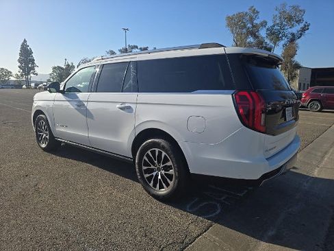 Used 2025 Ford Expedition Max Platinum AWD/4WD image 6