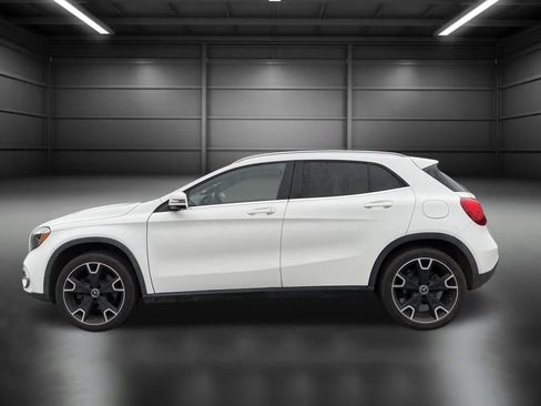 Used 2020 Mercedes-Benz GLA 250 4MATIC image 10