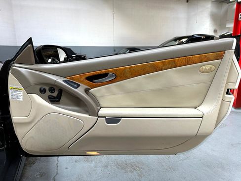Used 2003 Mercedes-Benz SL 500 image 10