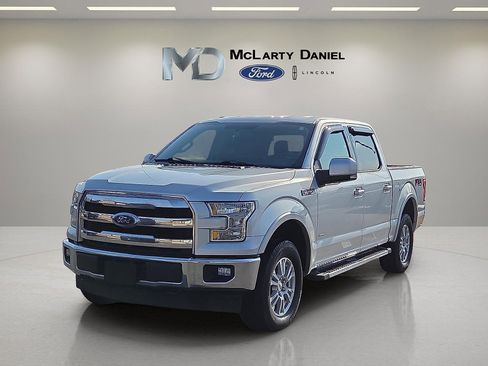 Used 2017 Ford F150 Lariat w/ Trailer Tow Package image 2