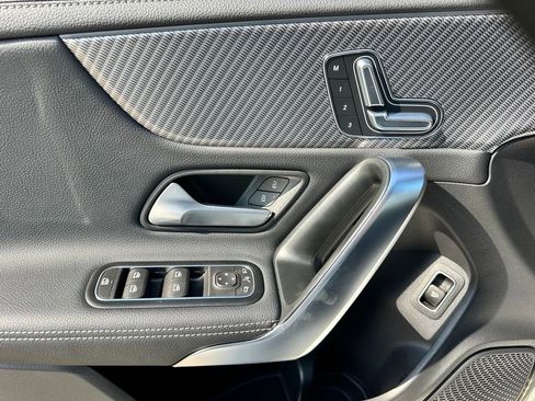 Used 2025 Mercedes-Benz CLA 250 4MATIC image 14