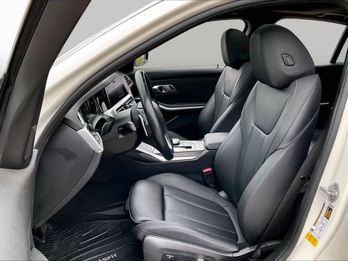 Used 2020 BMW 330i Sedan w/ Convenience Package RWD image 8