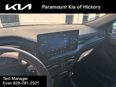 Used 2025 Ford Escape ST-Line w/ Tech Pack #1 FWD image 10