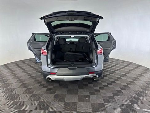 Used 2022 Chevrolet Blazer LT FWD image 18