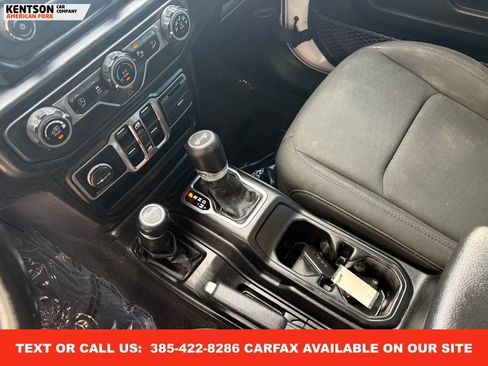 Used 2020 Jeep Wrangler Unlimited Willys image 24