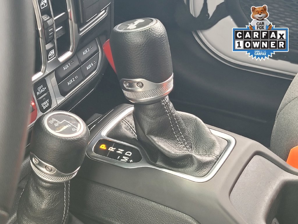 Used 2024 Jeep Wrangler Unlimited Rubicon AWD/4WD image 19