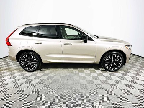New 2026 Volvo XC60 T8 Ultra w/ Protection Package Premier image 8