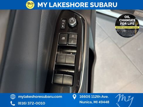 Used 2025 Toyota Crown Signia w/ Advanced Technology Package AWD/4WD image 15