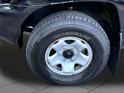 Used 2013 Toyota Tacoma 4x4 Access Cab V6 w/ SR5 Pkg image 11