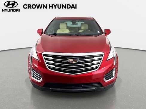 Used 2019 Cadillac XT5 Luxury image 2