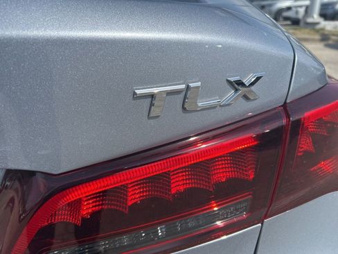 Used 2016 Acura TLX w/ Technology Package image 18