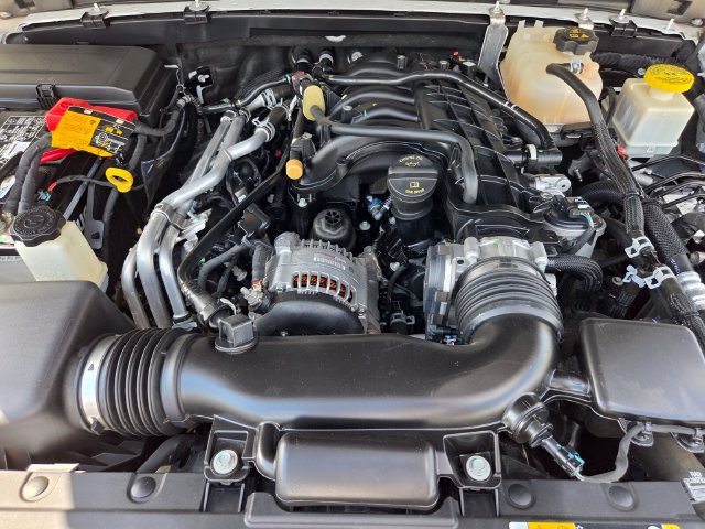 Used 2022 Jeep Gladiator Overland w/ Popular Equipment Package AWD/4WD image 25