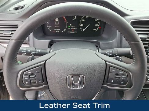Used 2025 Honda Ridgeline RTL image 4