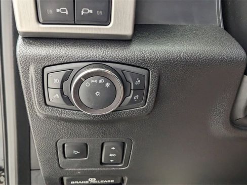 Certified 2019 Ford F450 Platinum w/ Platinum Ultimate Package image 23