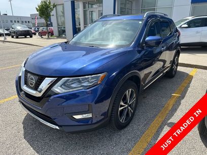 Used 2017 Nissan Rogue SL w/ SL Premium Package