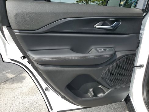 New 2025 Jeep Grand Cherokee Laredo X image 14