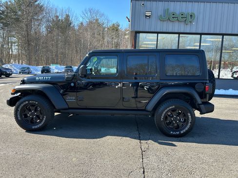 Used 2023 Jeep Wrangler Unlimited w/ Cold Weather Group image 10