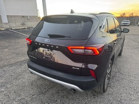 Used 2023 Ford Escape Platinum image 7