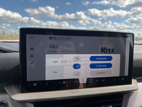 Used 2026 Ford Explorer Active image 24