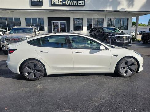 Used 2022 Tesla Model 3 Long Range image 5
