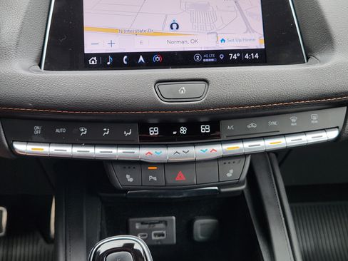 Used 2022 Cadillac XT4 Sport w/ Sun And Sound Package AWD/4WD image 22