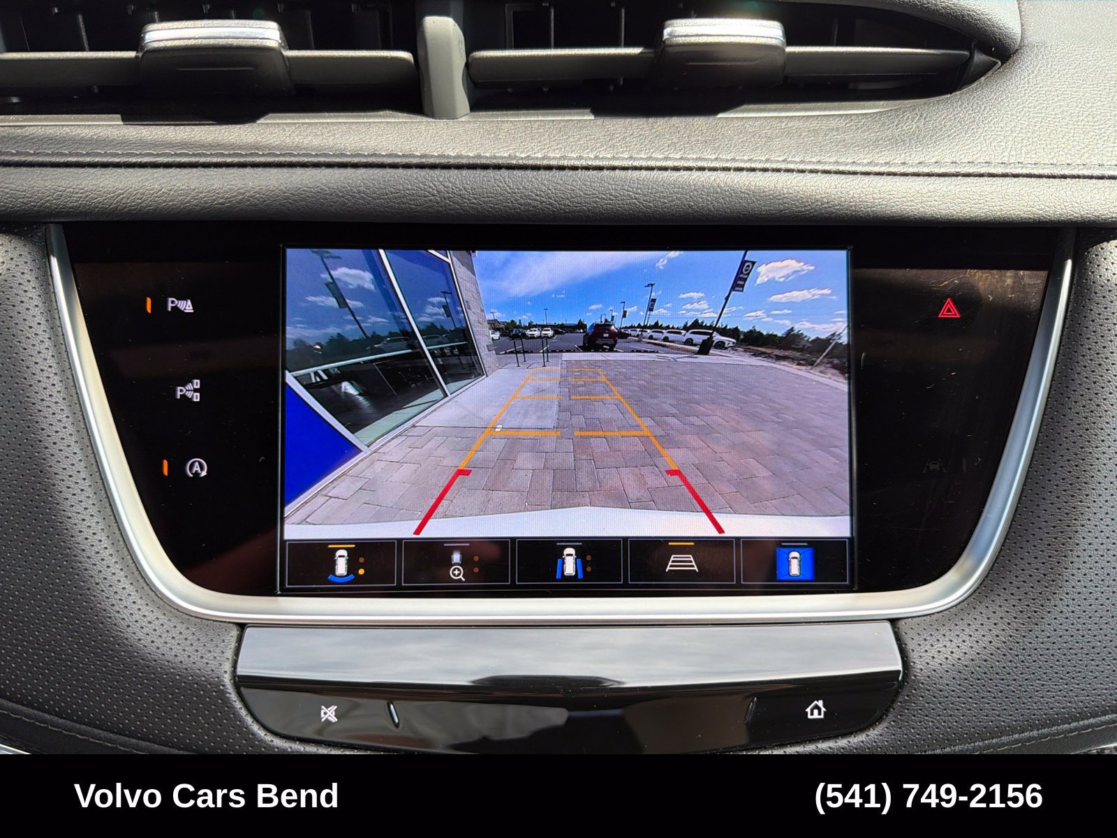 Used 2024 Cadillac XT5 Sportv w/ Technology Package AWD/4WD image 14