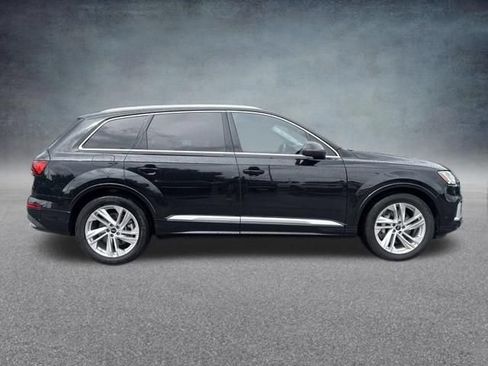 Used 2023 Audi Q7 3.0T Prestige AWD/4WD image 6