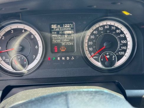 Used 2019 RAM 1500 Express w/ Express Value Package RWD image 13