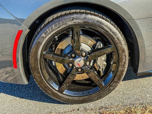 Used 2014 Chevrolet Corvette Stingray Coupe image 35