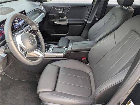 Certified 2025 Mercedes-Benz GLB 250 image 16