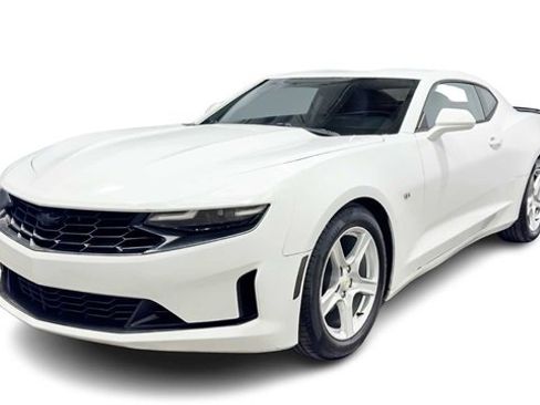 Used 2019 Chevrolet Camaro LT image 5