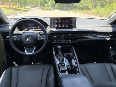 Used 2025 Honda Accord Touring image 22