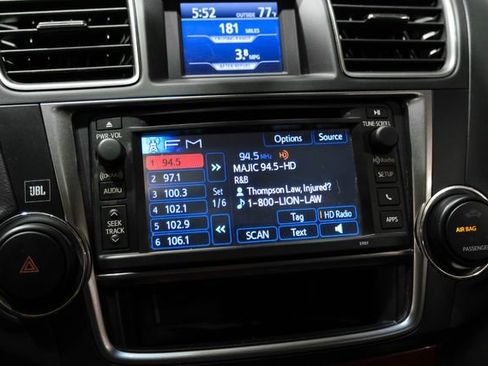 Used 2013 Toyota Highlander Limited image 36