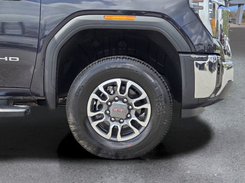 Used 2025 GMC Sierra 2500 SLT w/ SLT Convenience Package image 6