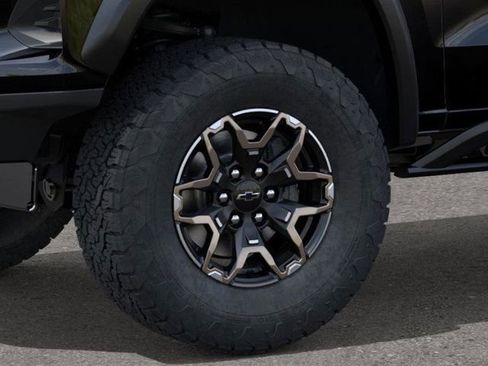 New 2026 Chevrolet Colorado ZR2 image 9