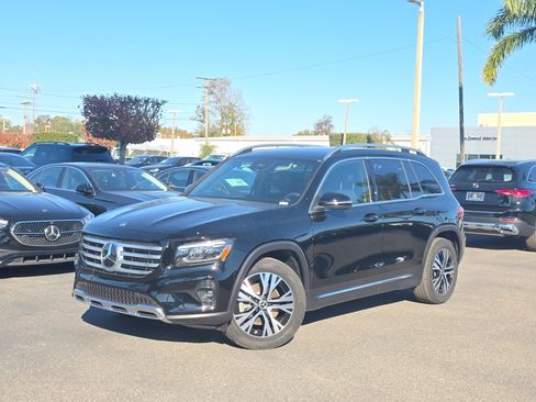 Certified 2026 Mercedes-Benz GLB 250 GLB 250 image 1
