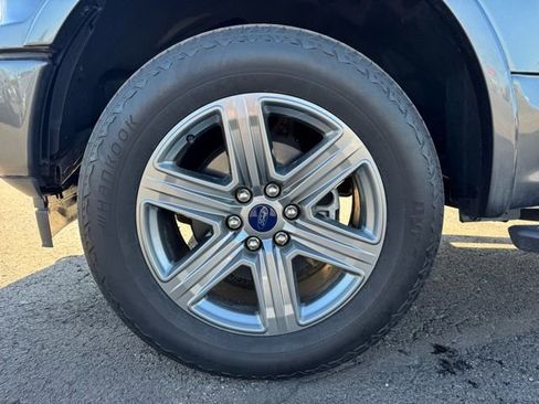 Used 2019 Ford F150 XLT w/ Equipment Group 302A Luxury image 16