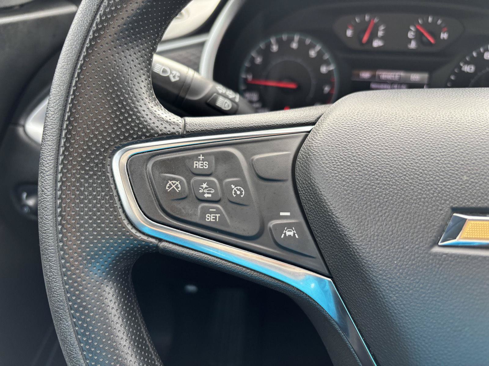 Used 2025 Chevrolet Malibu LT FWD image 21