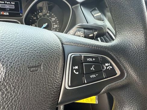 Used 2018 Ford Focus SEL image 29