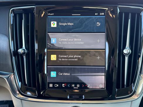 Certified 2024 Volvo S90 B6 Ultimate w/ Protection Package Premier image 21