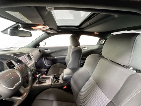 Used 2022 Dodge Charger R/T w/ Blacktop Package image 30