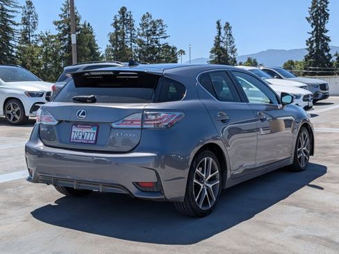Used 2016 Lexus CT 200h w/ Navigation Package FWD image 5