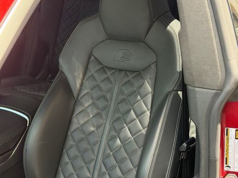 Used 2022 Audi SQ8 Prestige AWD/4WD image 30