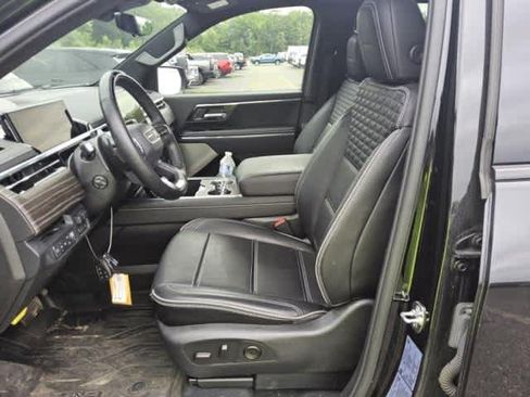Used 2026 GMC Sierra EV Denali AWD/4WD image 3